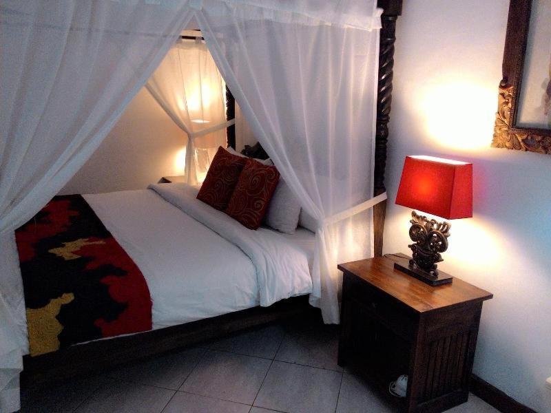 Puri Maharani Boutique Hotel Denpasar Oda fotoğraf